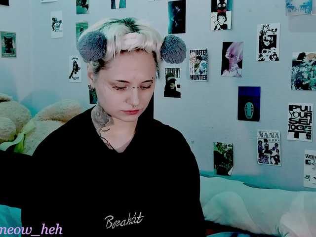 bixxxiz's BongaCams show and profile