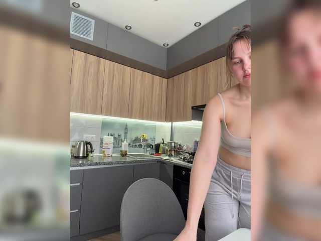 kristiwitch1 live cam on BongaCams