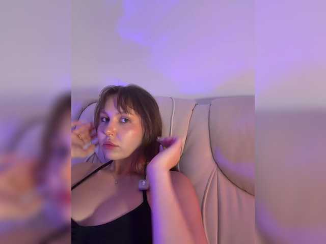kristiwitch1 live cam on BongaCams