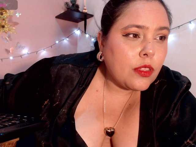 nicollejordanx's BongaCams show and profile