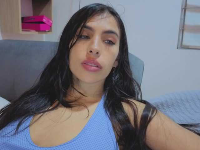 Katelunda live cam on BongaCams