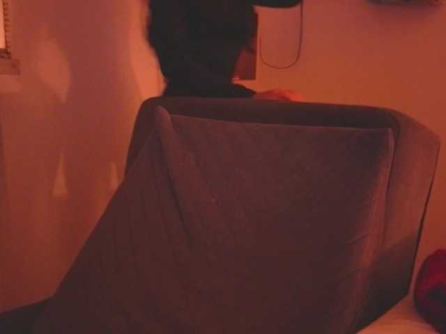 le modèle Katelunda est en webcam porno dans un show sur le site bongacams, il possède les tags suivants: Latino/Hispanic,Brunette,Trimmed