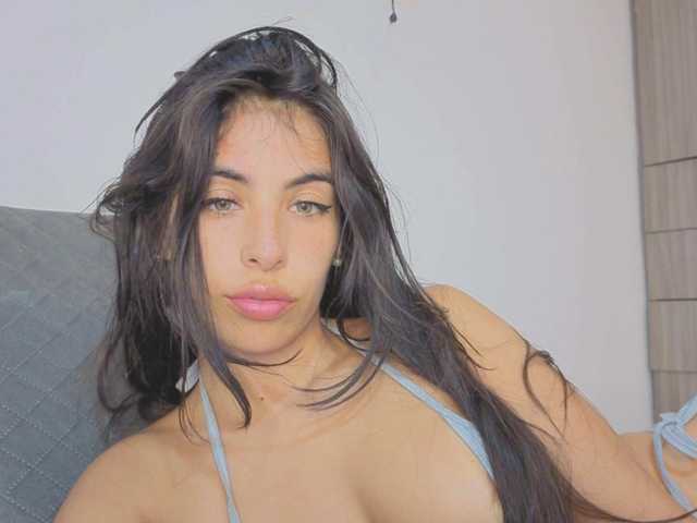 Katelunda's BongaCams show and profile