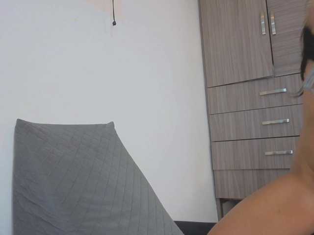 Katelunda's BongaCams show and profile