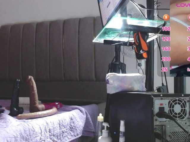 Victoria0486's BongaCams show and profile