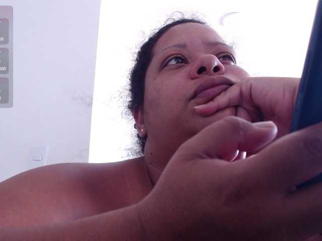 sweetsquirt4u live webcam show