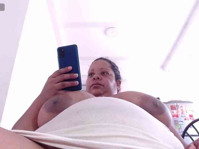 sweetsquirt4u webcam