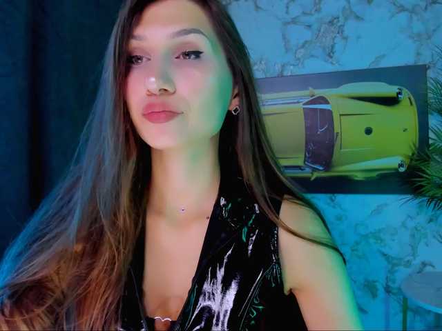 Mollyinyourmind — live female cam
