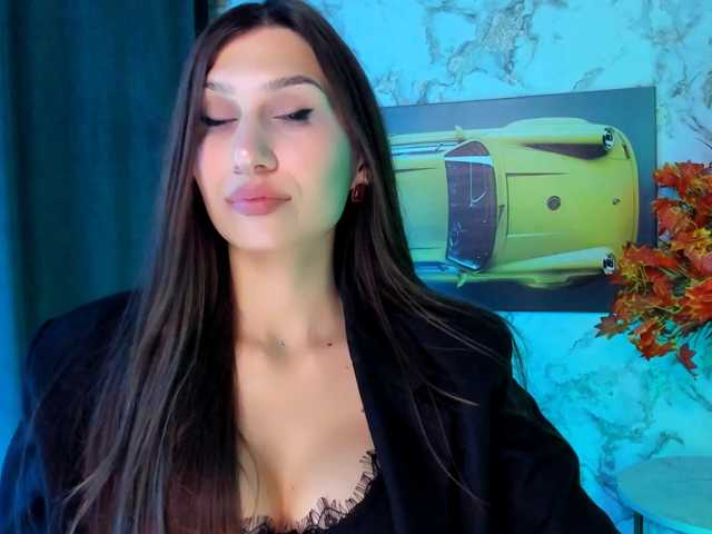 Mollyinyourmind live cam on BongaCams