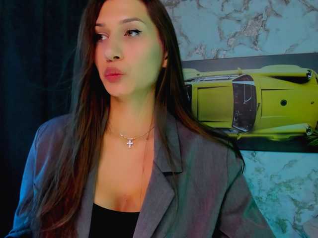 Mollyinyourmind live cam preview