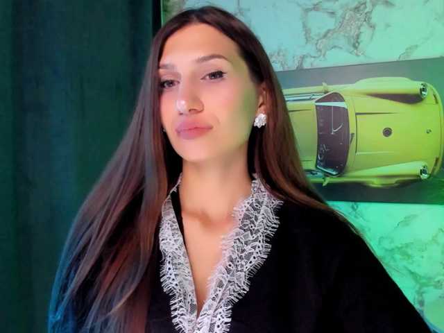 Mollyinyourmind live cam preview