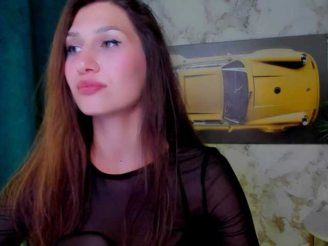Mollyinyourmind live cam on BongaCams