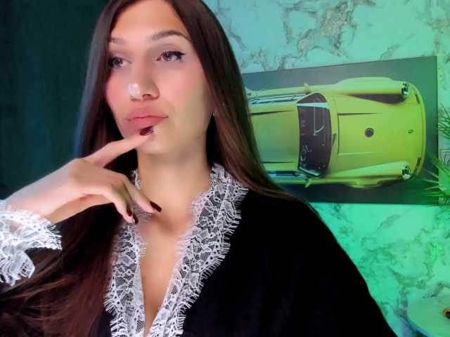 Mollyinyourmind live cam preview