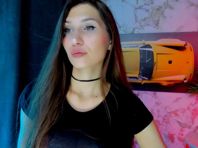 Mollyinyourmind live cam on BongaCams
