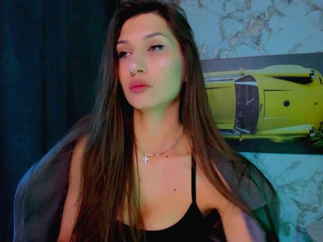 Mollyinyourmind live cam preview
