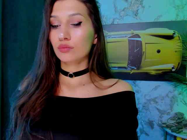 Mollyinyourmind Live Webcam on BongaCams