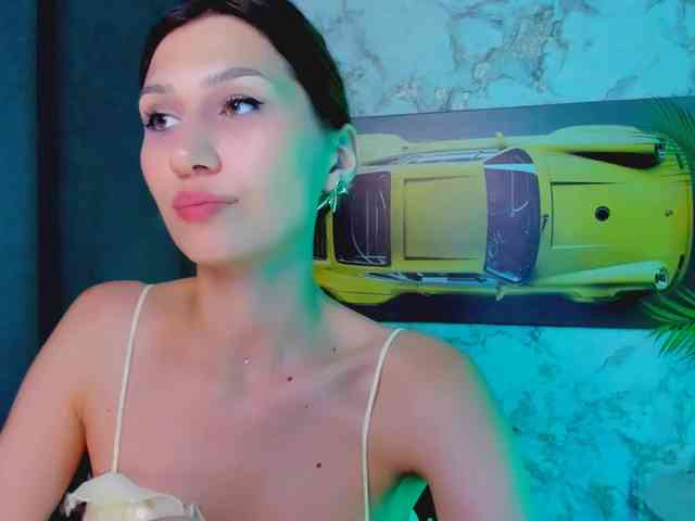 Modelo: Mollyinyourmind
