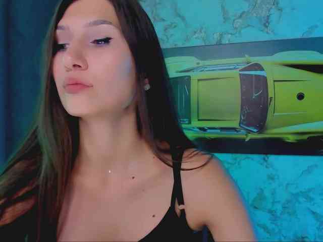 Modelo: Mollyinyourmind