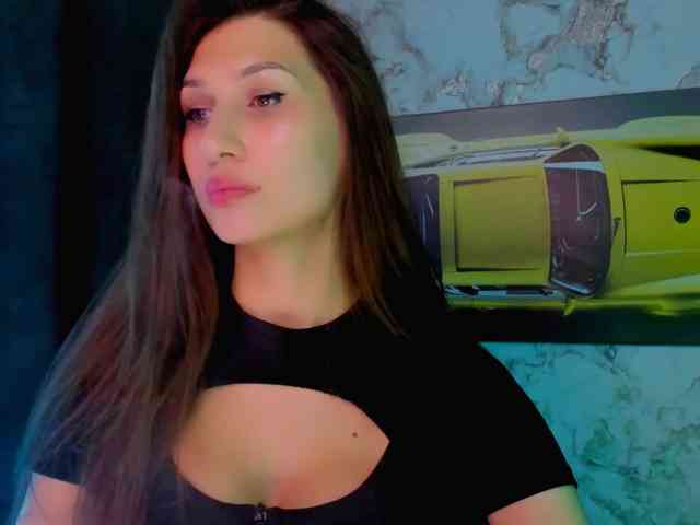 Modelo: Mollyinyourmind