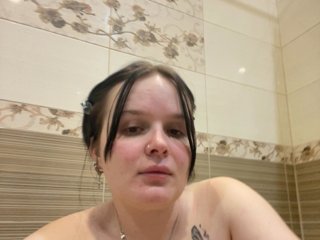 Lizzi-Peach Porn Show