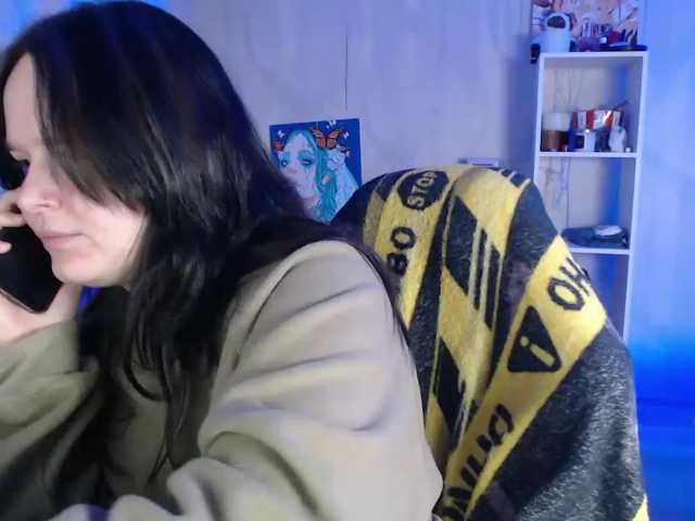 Lizzi-Peach, en vivo ahora en BongaCams