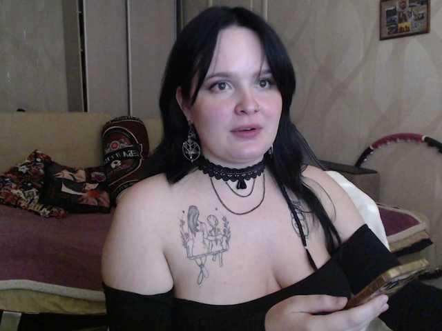 Lizzi-Peach live webcam show
