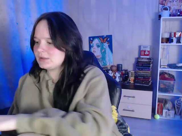 Lizzi-Peach live cam preview