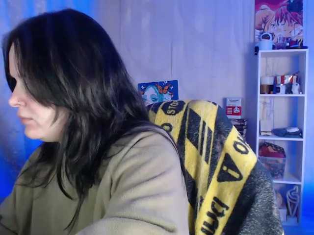 Lizzi-Peach live cam preview