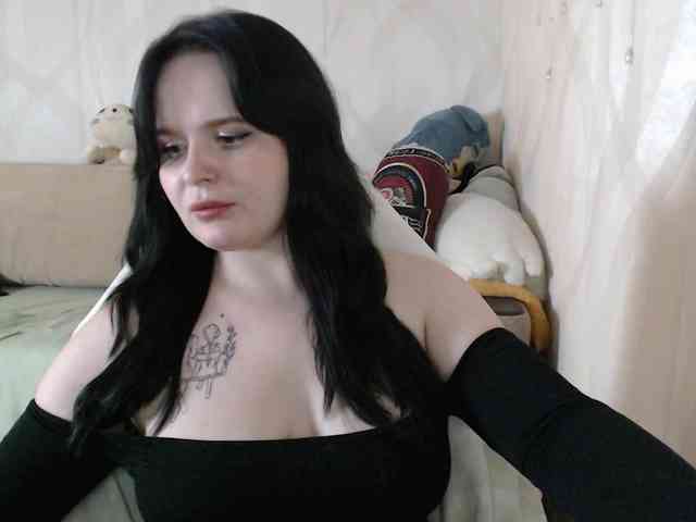 Lizzi-Peach webcam