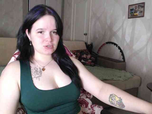 Lizzi-Peach webcam