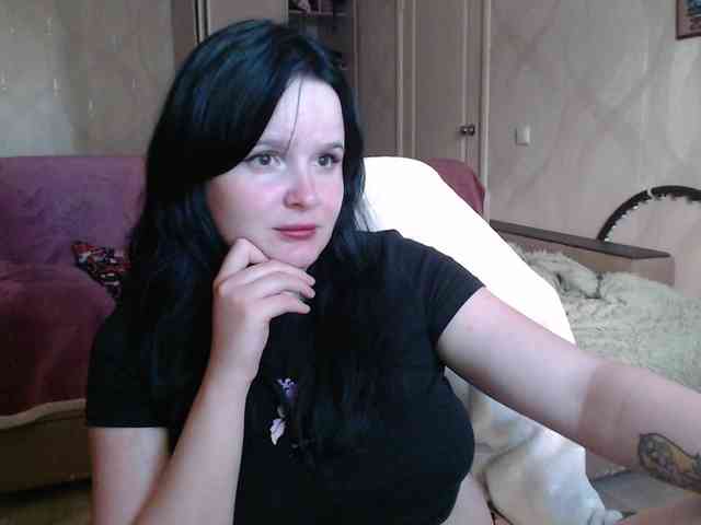 Lizzi-Peach webcam
