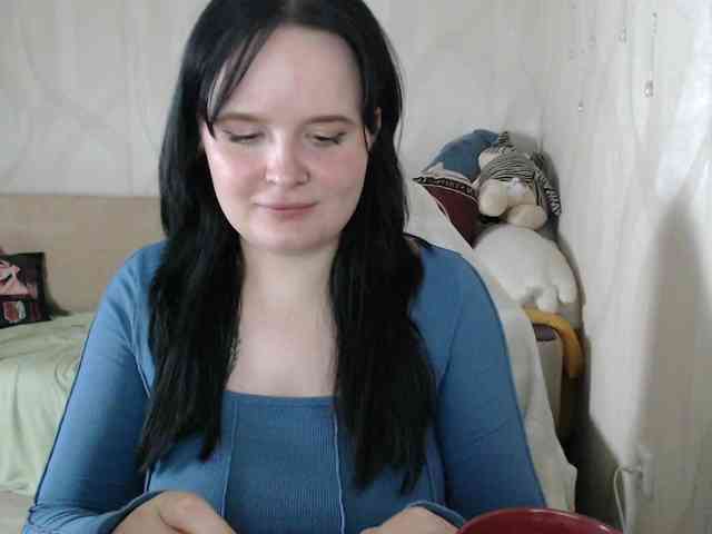 Lizzi-Peach webcam
