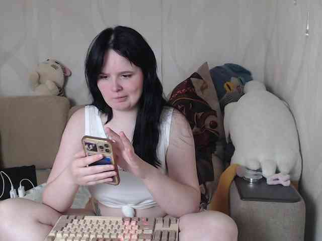 Lizzi-Peach webcam