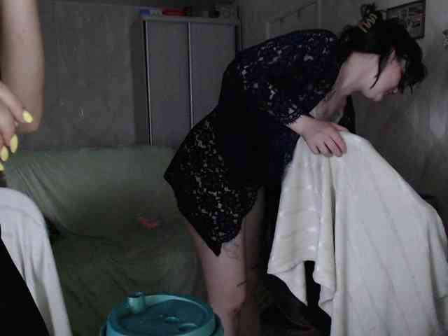 Lizzi-Peach webcam