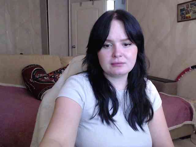 Lizzi-Peach webcam
