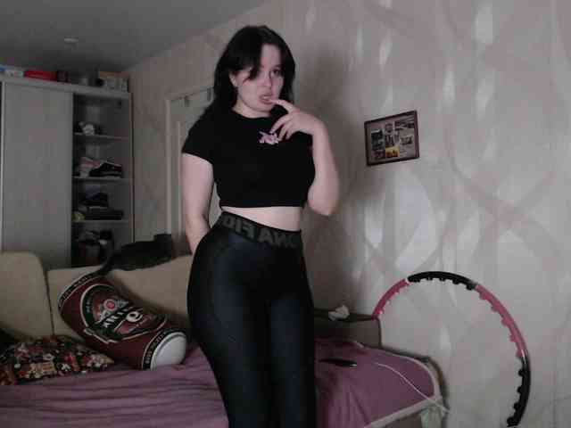 Lizzi-Peach webcam
