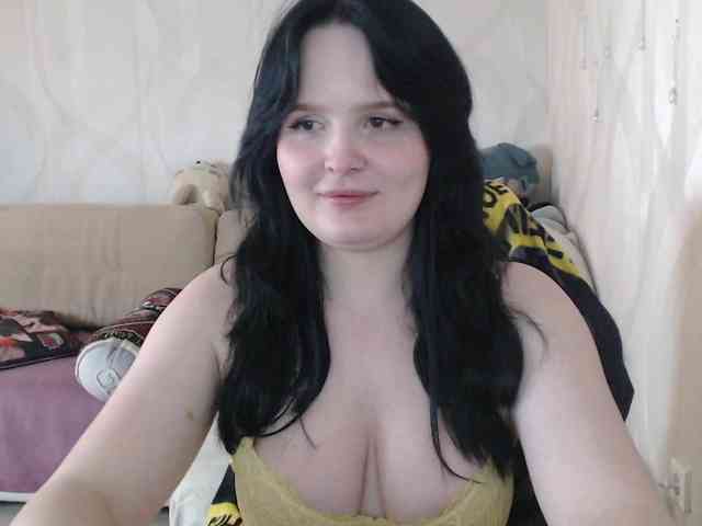 Lizzi-Peach webcam