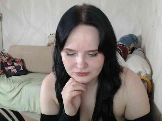 Lizzi-Peach webcam