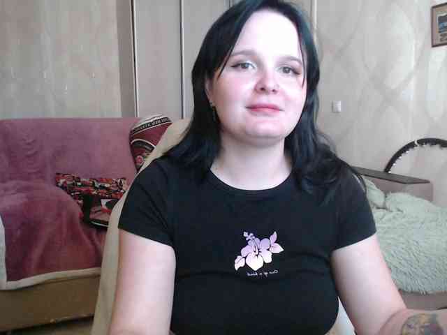 Lizzi-Peach webcam