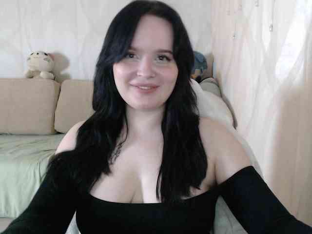 Lizzi-Peach webcam