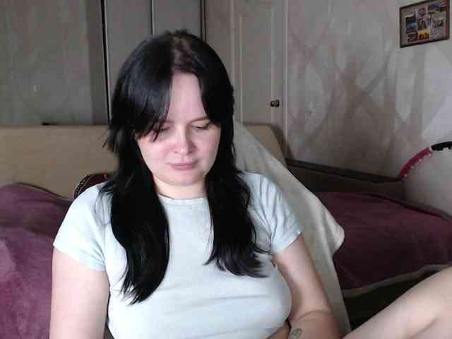 Lizzi-Peach webcam