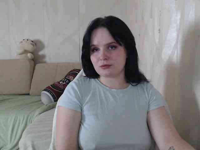 Lizzi-Peach webcam