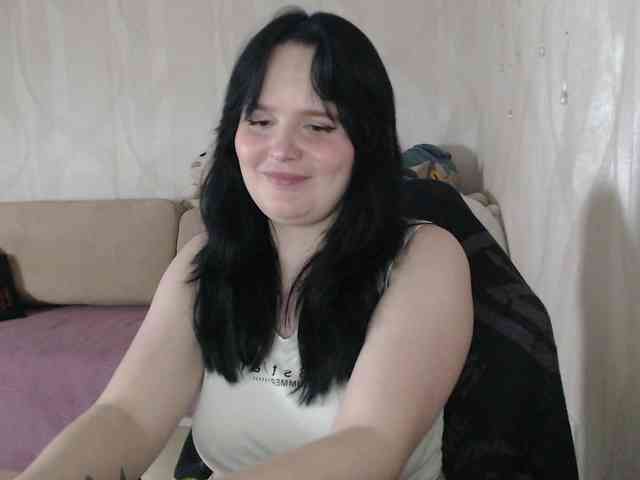 Lizzi-Peach webcam