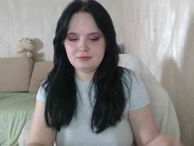 Lizzi-Peach webcam