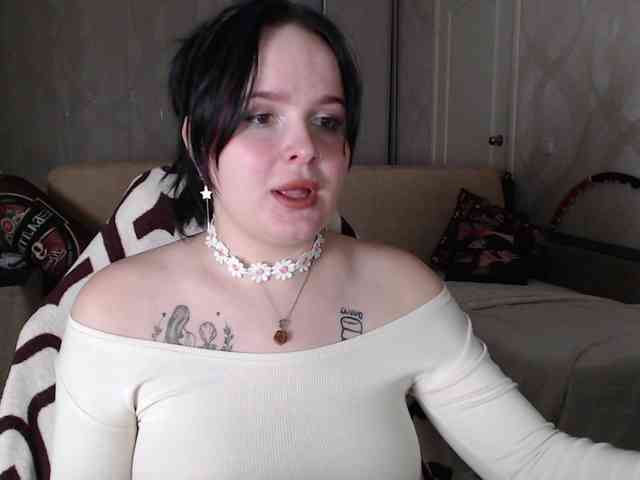 amateur webcam Lizzi-Peach