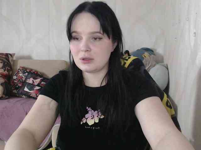 Lizzi-Peach webcam