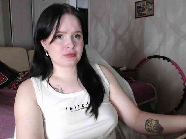 Lizzi-Peach webcam