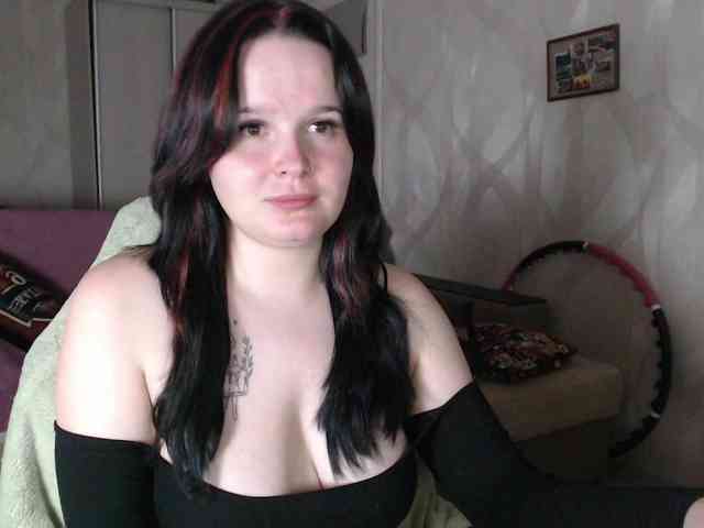 Lizzi-Peach webcam