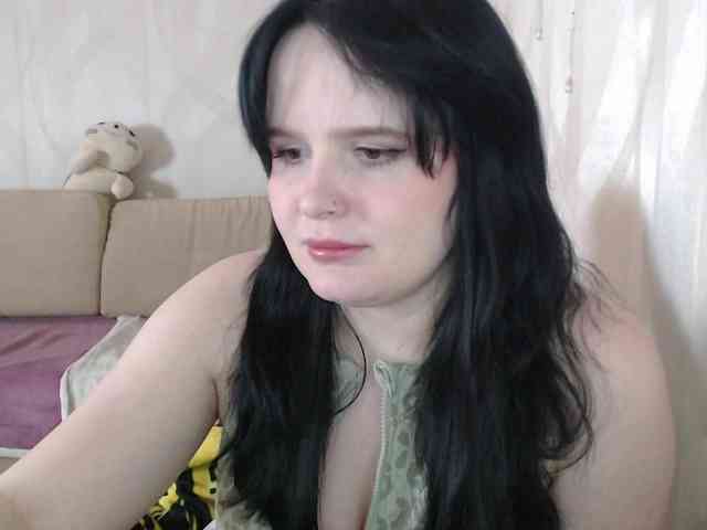 Lizzi-Peach webcam