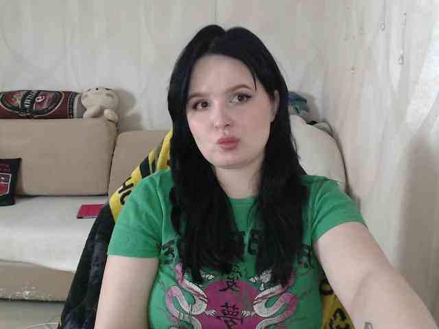 Lizzi-Peach webcam